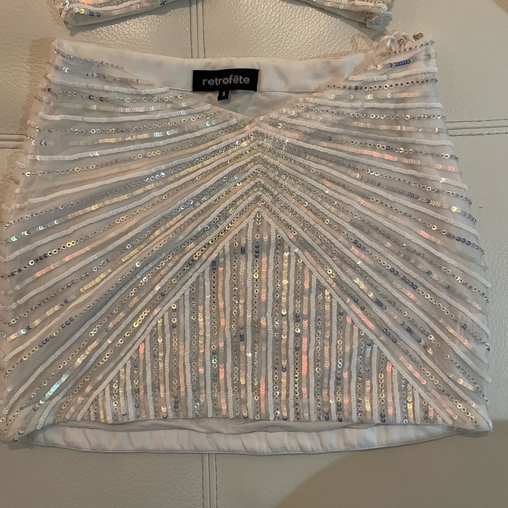 Poshmark Magda Top and Skirt set. Top size XS, skirt size S and completely new - Picture 5 of 6